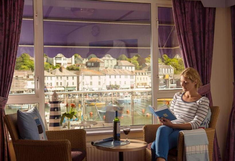 بنسيون The Old Bridge House