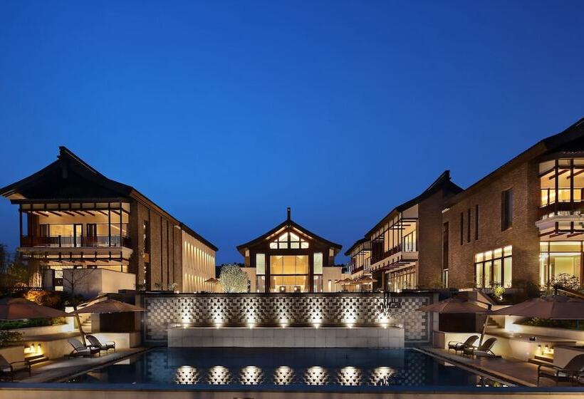 استراحتگاه Wei Retreat Tianmulake