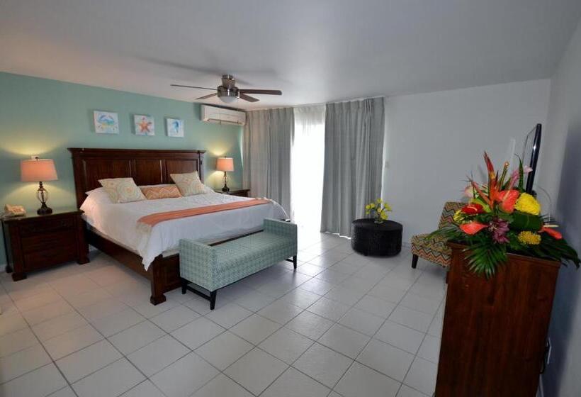 The Atrium Beach Resort And Spa, Ascend Hotel Collection