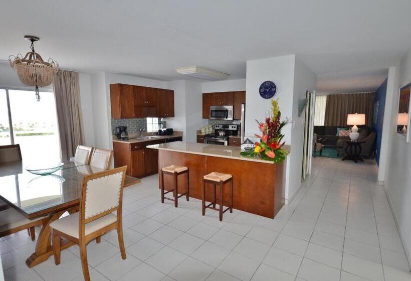 The Atrium Beach Resort And Spa, Ascend Hotel Collection