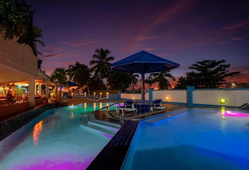 The Atrium Beach Resort And Spa, Ascend Hotel Collection
