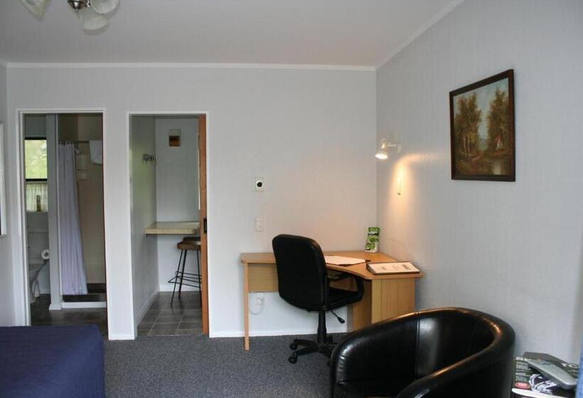 Awatea Park Motel