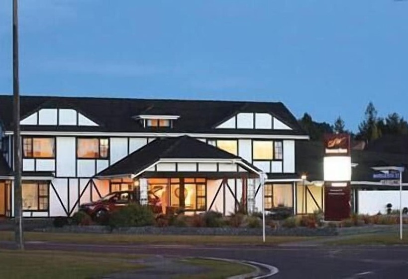 Devonwood Motel