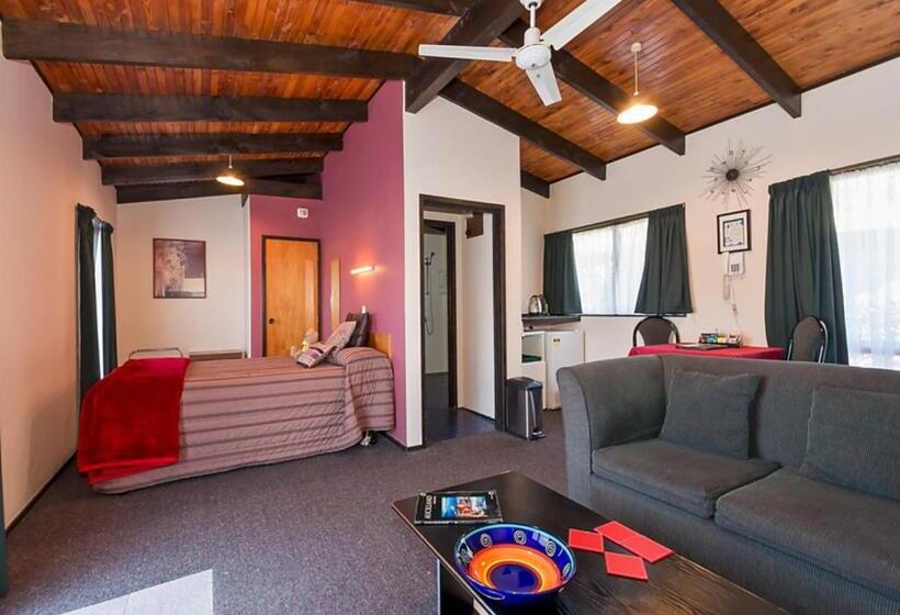Grange Motel