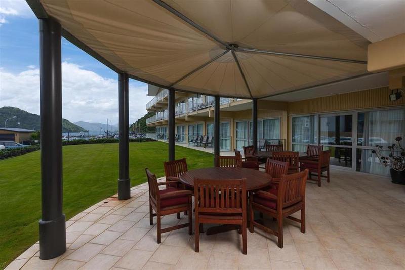 בית מלון כפרי Beachcomber Inn Picton