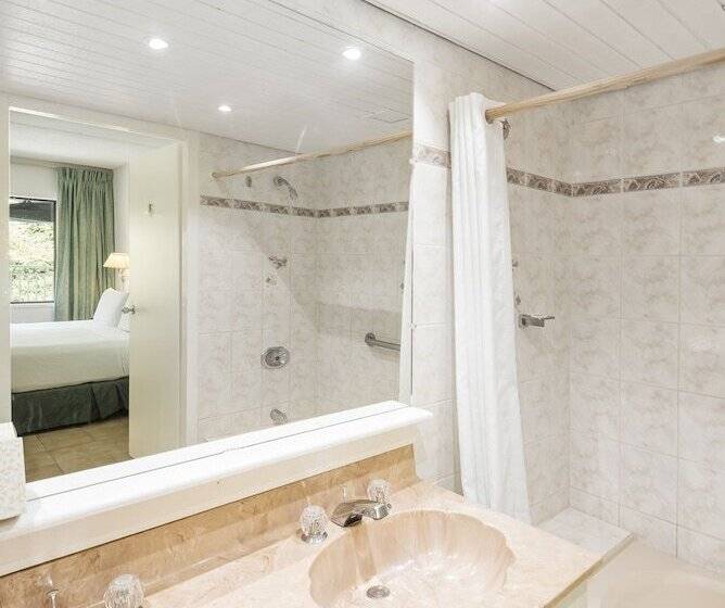 هتل Belair Beach