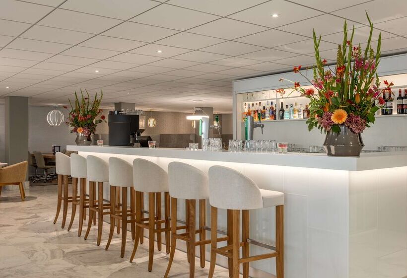 هتل NH Amsterdam Schiphol Airport