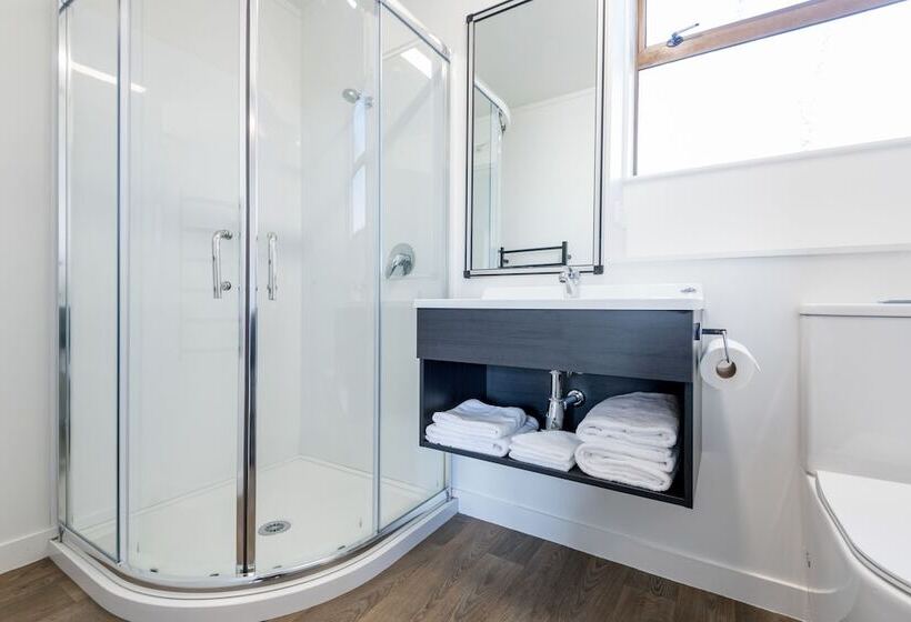 هتل Queen Street Studios