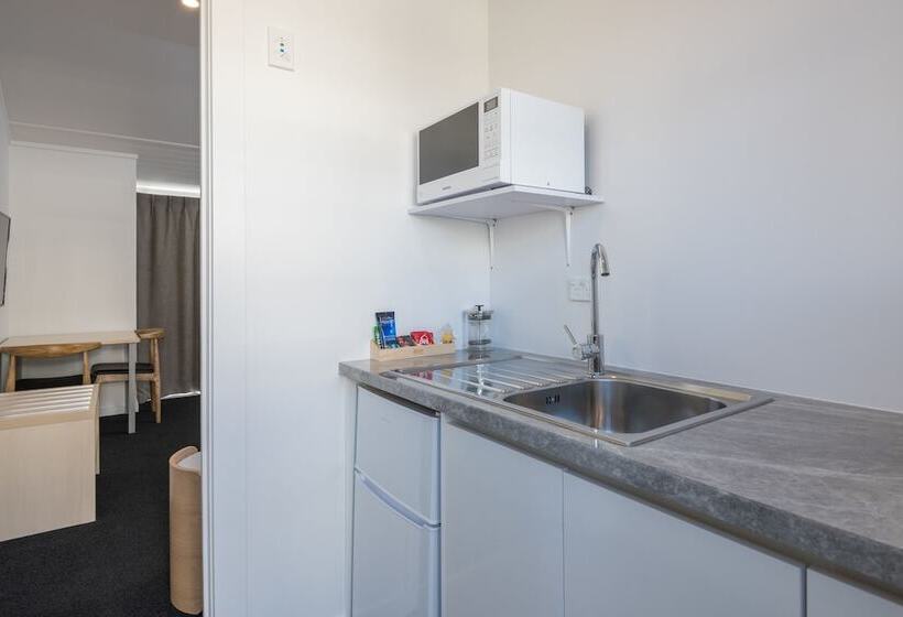 هتل Queen Street Studios