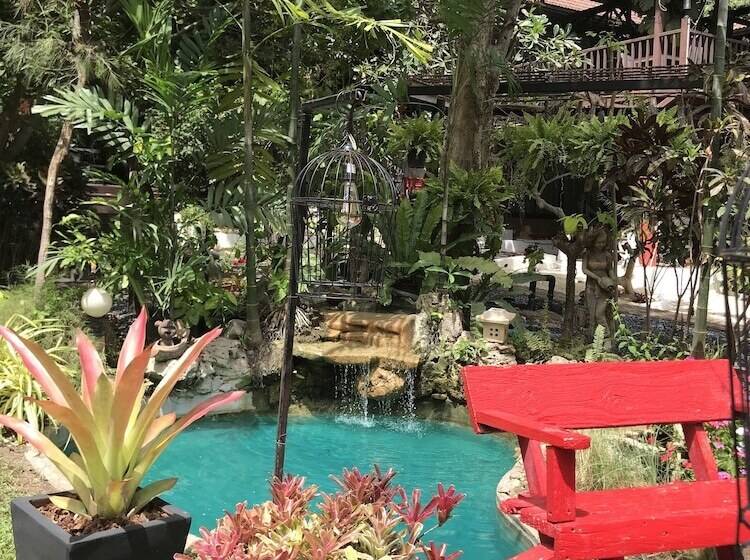 ホテル Baan Suan Rojjana