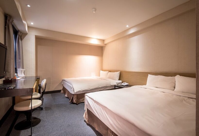 هتل Country Garden