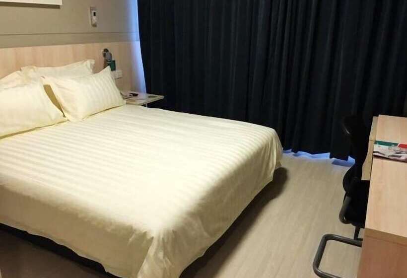 ホテル Jinjiang Inn Tongliao Jianguo Road