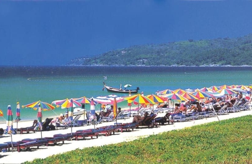 هتل Karon Sino House