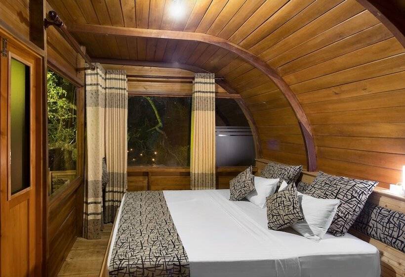 ホテル Leopard Nest   Glamping In Yala