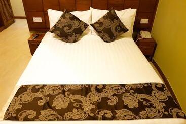 هتل Masailand Safari Lodge