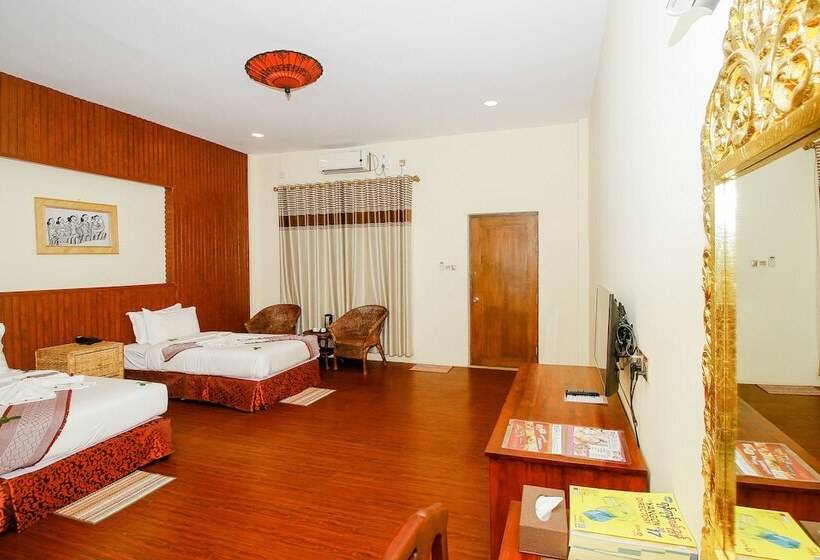 هتل Royal Emerald River View Resort