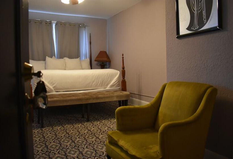 فندق The Deland