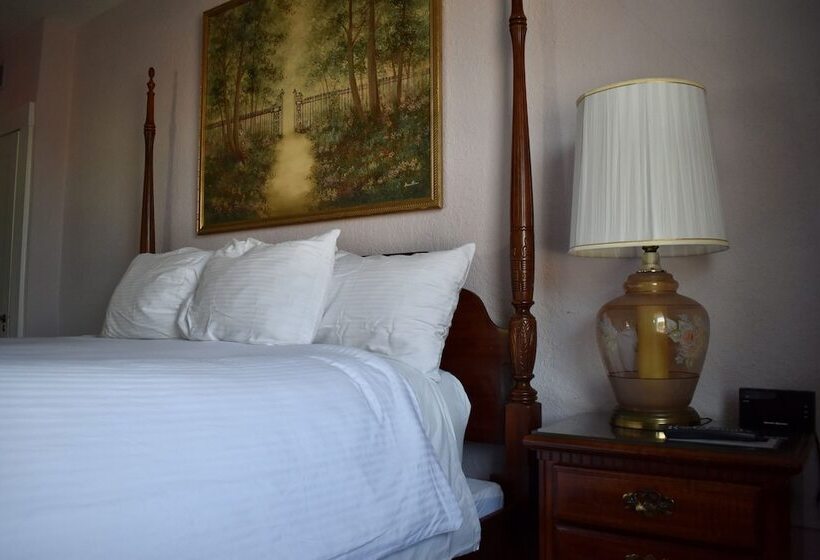 فندق The Deland