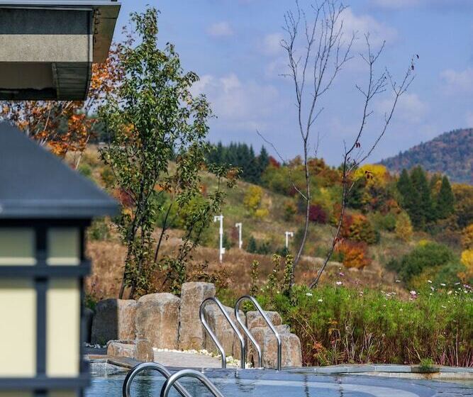 هتل The View Changbai Mountain  Mgallery
