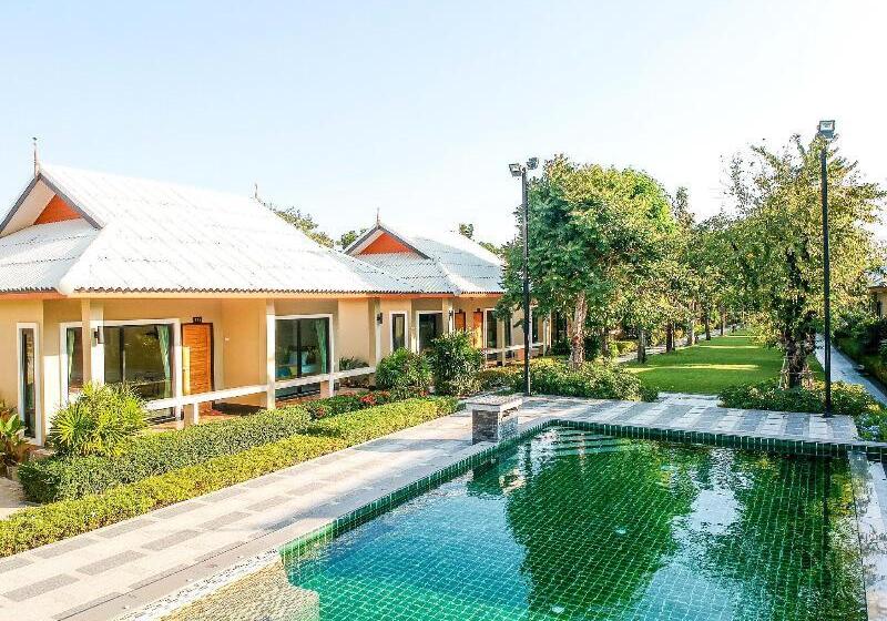 هتل Tontan Resort Chaam
