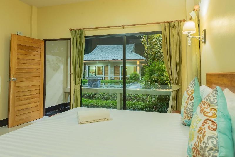 هتل Tontan Resort Chaam