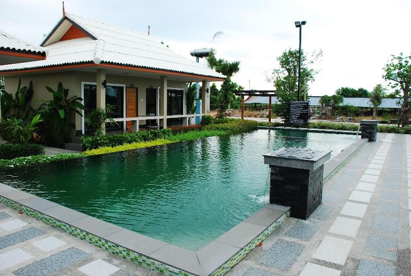 هتل Tontan Resort Chaam