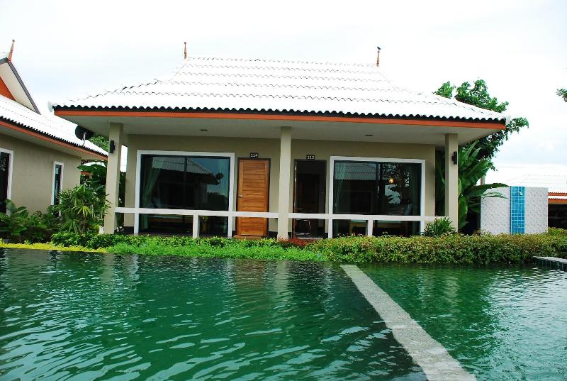 هتل Tontan Resort Chaam