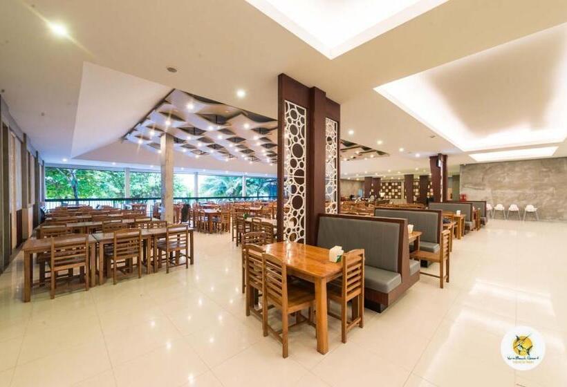 هتل Varin Beach Resort
