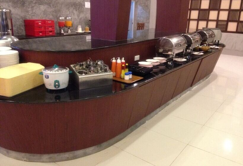 هتل Varin Beach Resort