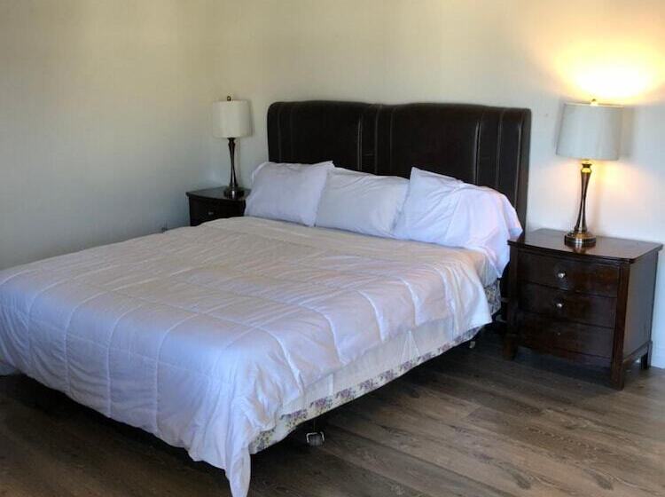 King Lodge Motel