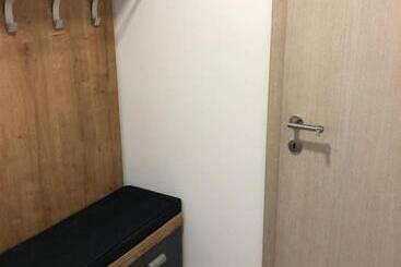 پانسیون Apartmans And Rooms   Slavica