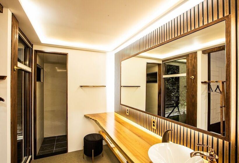 بنسيون Soi Hanok Stay