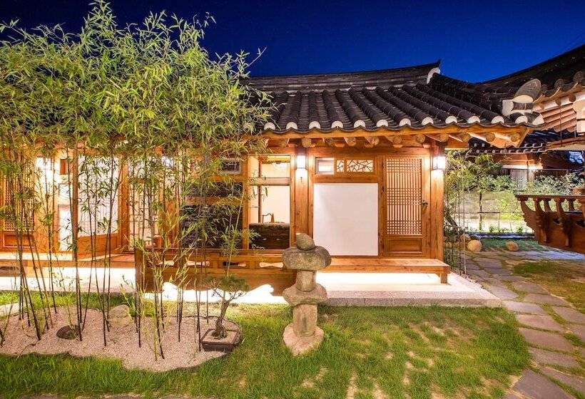 بنسيون Soi Hanok Stay