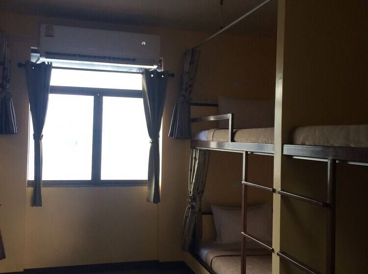 Sleep Well Hostel