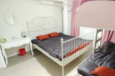هاستل Lux Guesthouse