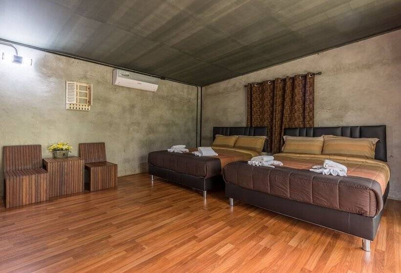 هتل Alongkorn Farm And Resort