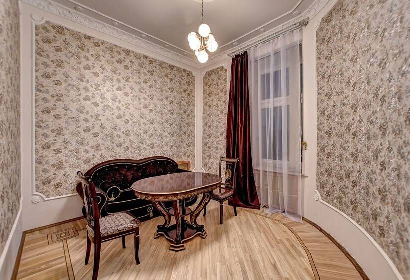 هتل Boutique Apart Arbat