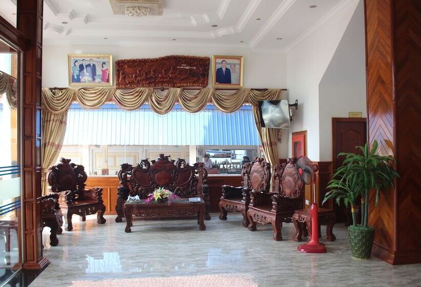 هتل Emerald Bb Battambang