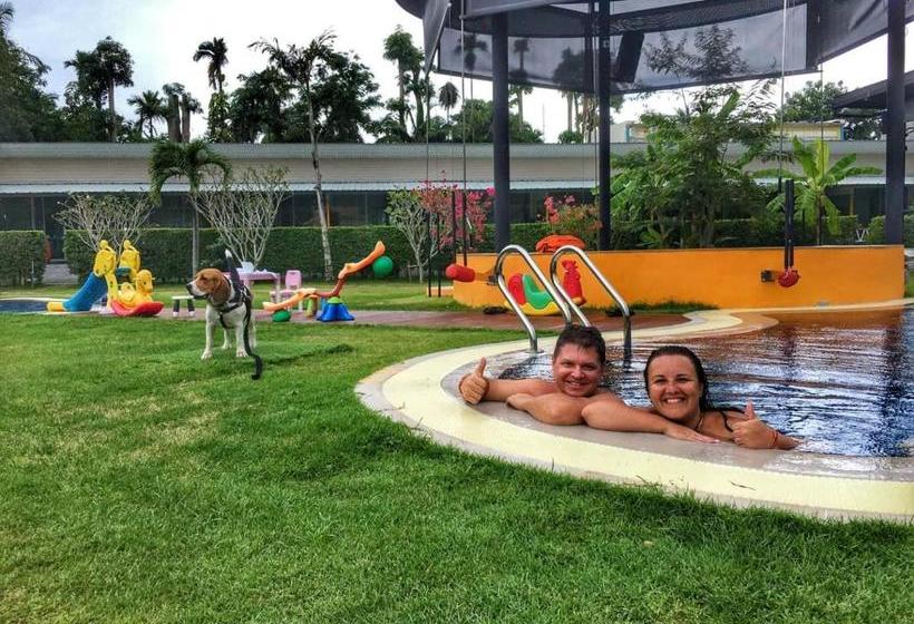 هتل Jazz U Garden Resort