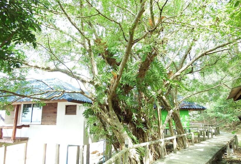 هتل Koh Chang Resort Ranong