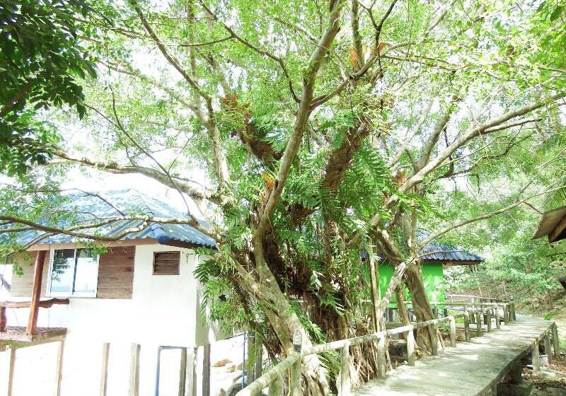 هتل Koh Chang Resort Ranong