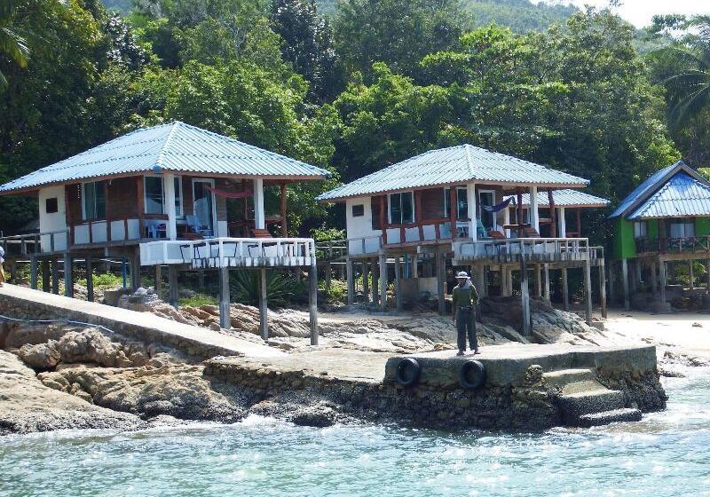 هتل Koh Chang Resort Ranong