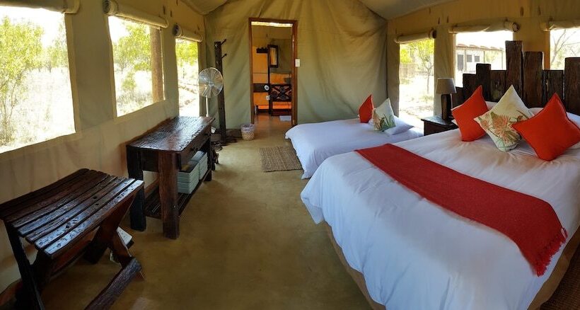 בית מלון כפרי Ouklip Game Lodge