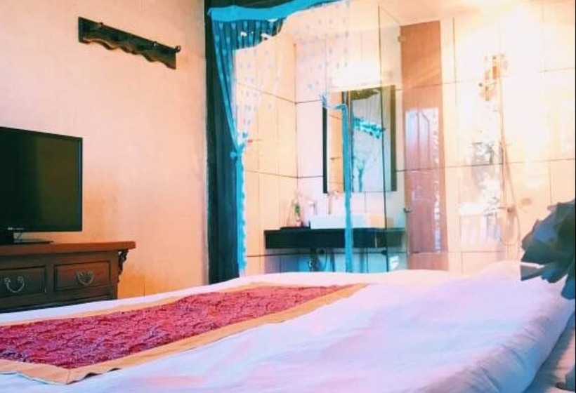 Lijiang Shanju Zuihuayin Inn