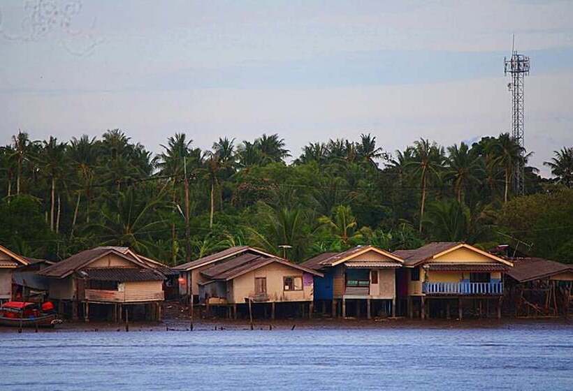 Nisarine Homestay @ Koh Klang   Hostel