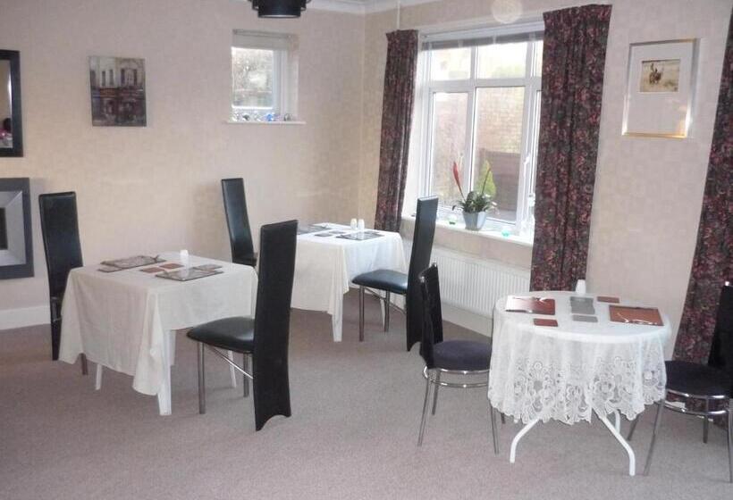 بنسيون De La Warr Guest House
