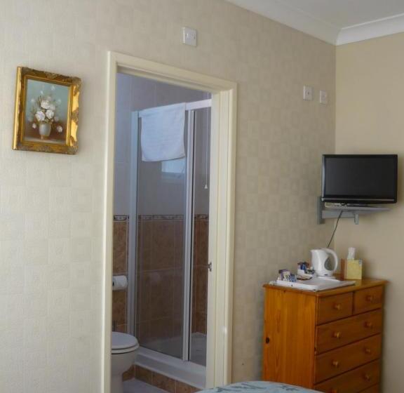 بنسيون De La Warr Guest House