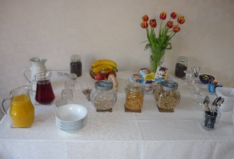 بنسيون De La Warr Guest House