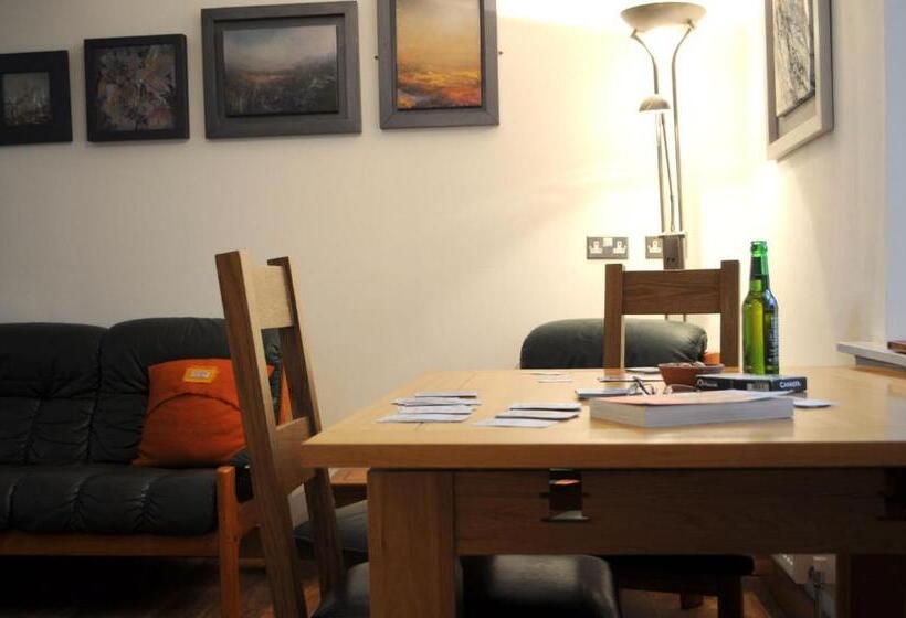 פנסיון Stornoway Bed And Breakfast