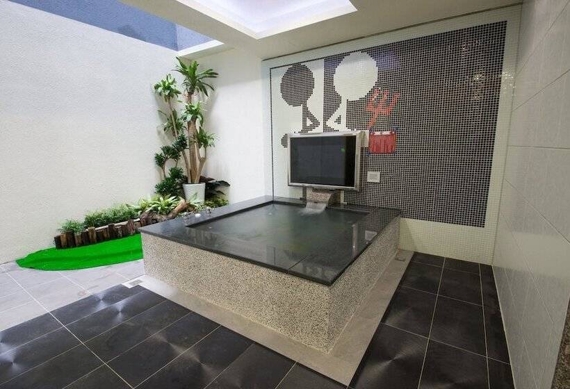 Tingshuai Motel